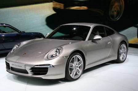 911 7